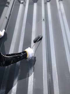 三木市折板屋根塗装工事